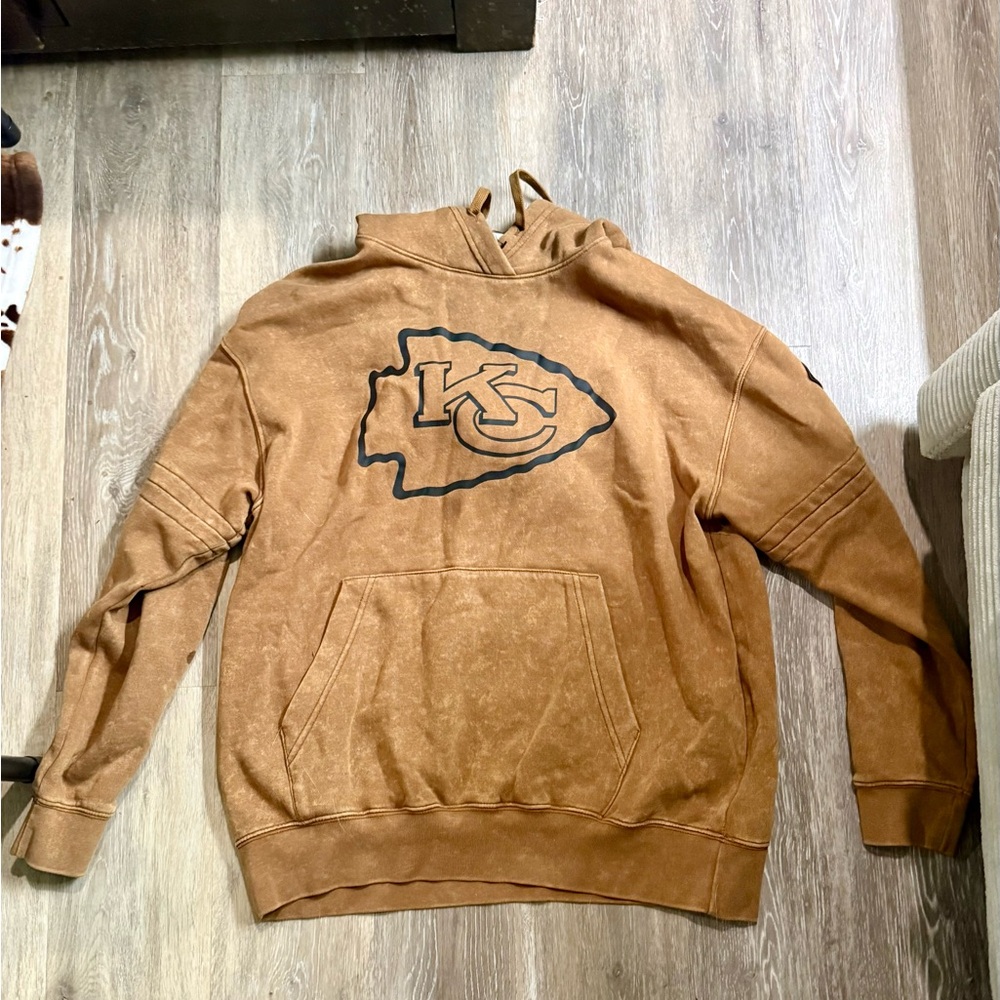 Nike Salute to Service Kansas City Chiefs Hoodie